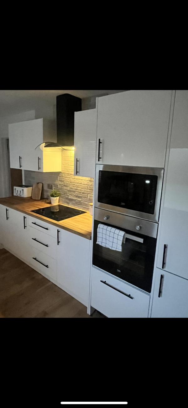 4 bedroom house In Bonnyrigg Wants 3 bedroom house In Pitlochry