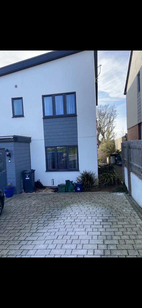 1 bedroom house In Exmouth Looking For A Exchange